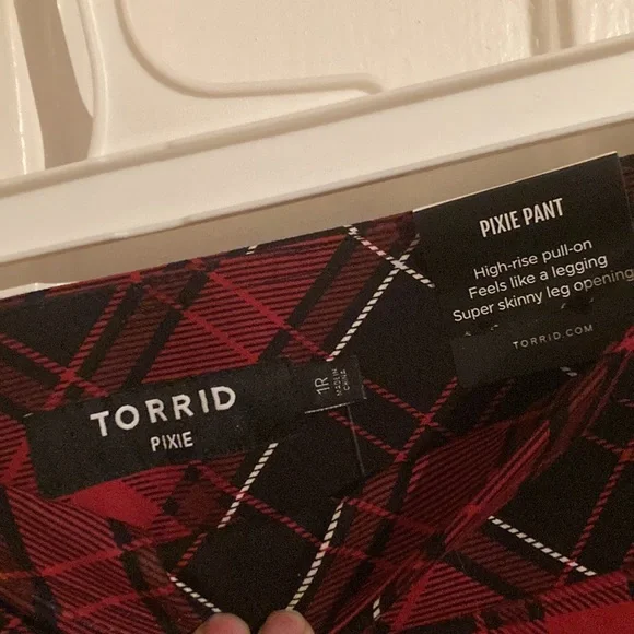 Torrid Luxe Ponte Red Leggings - Picture 5 of 5